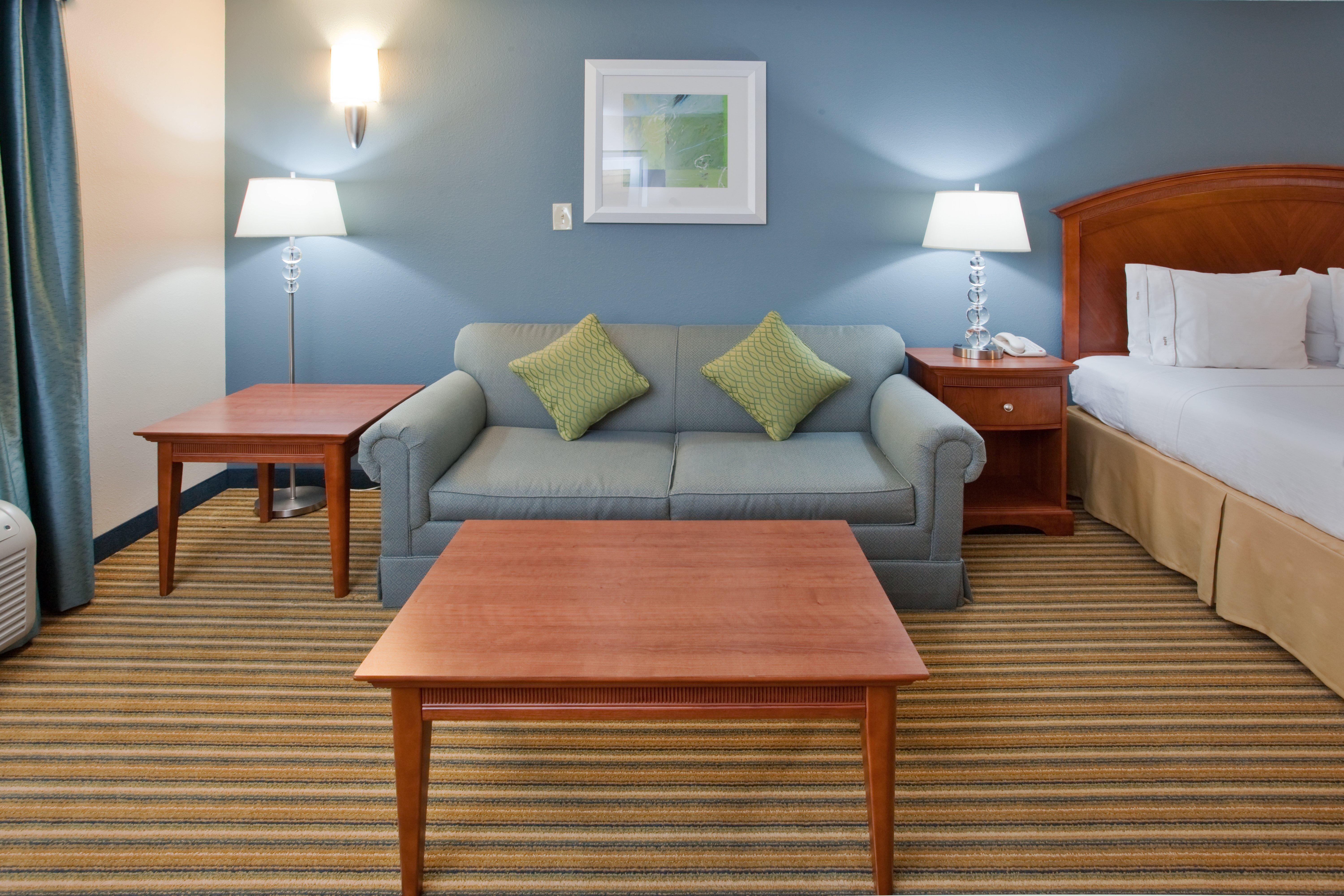 Holiday Inn Express Hotel & Suites Fredericksburg By Ihg Экстерьер фото